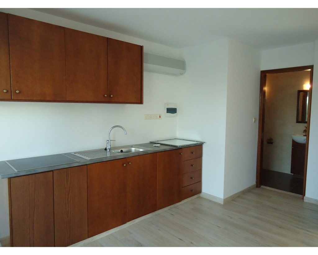 5 Bedroom House for Sale in Agios Tychonas, Limassol District