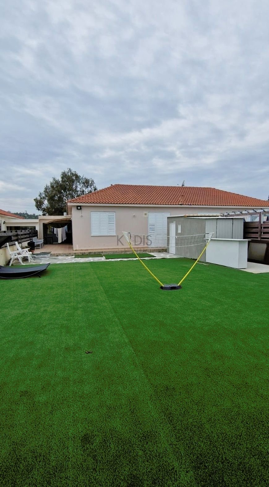 3 Bedroom House for Sale in Mazotos, Larnaca District