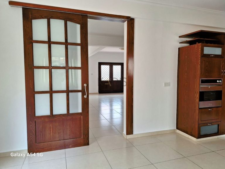 4 Bedroom House for Rent in Nicosia District