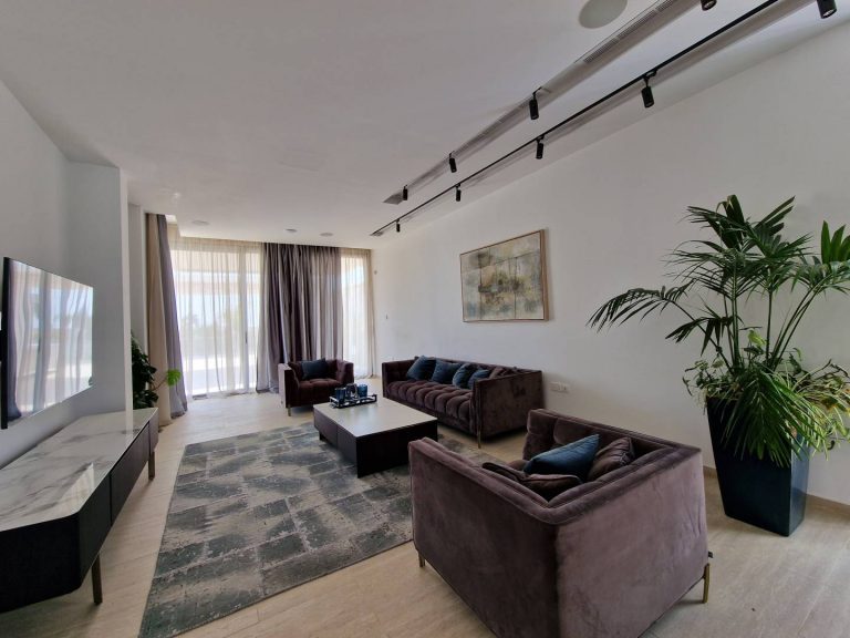 5 Bedroom Villa for Rent in Germasogeia, Limassol District