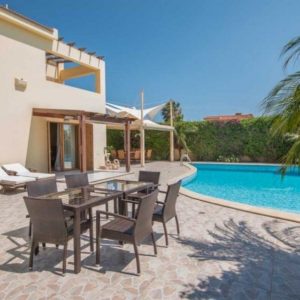 4 Bedroom House for Sale in Famagusta – Agia Napa