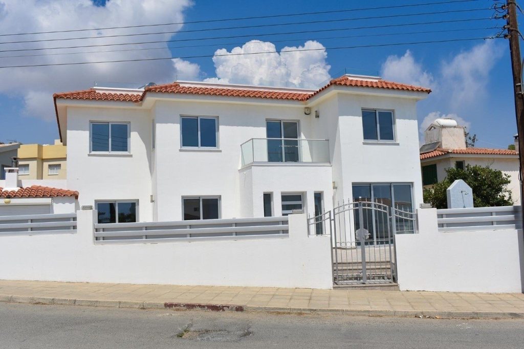 4 Bedroom House for Sale in Kapparis, Famagusta District