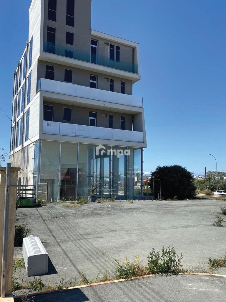 444m² Office for Rent in Strovolos, Nicosia District