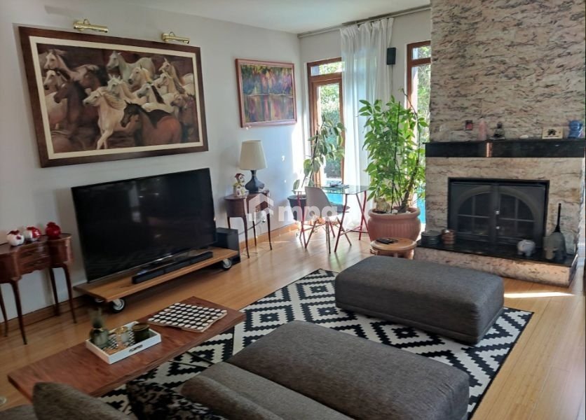 6+ Bedroom House for Rent in Nicosia District