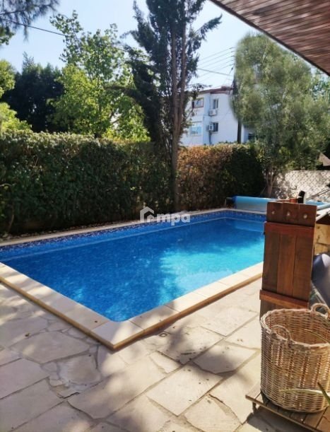 6+ Bedroom House for Rent in Nicosia District