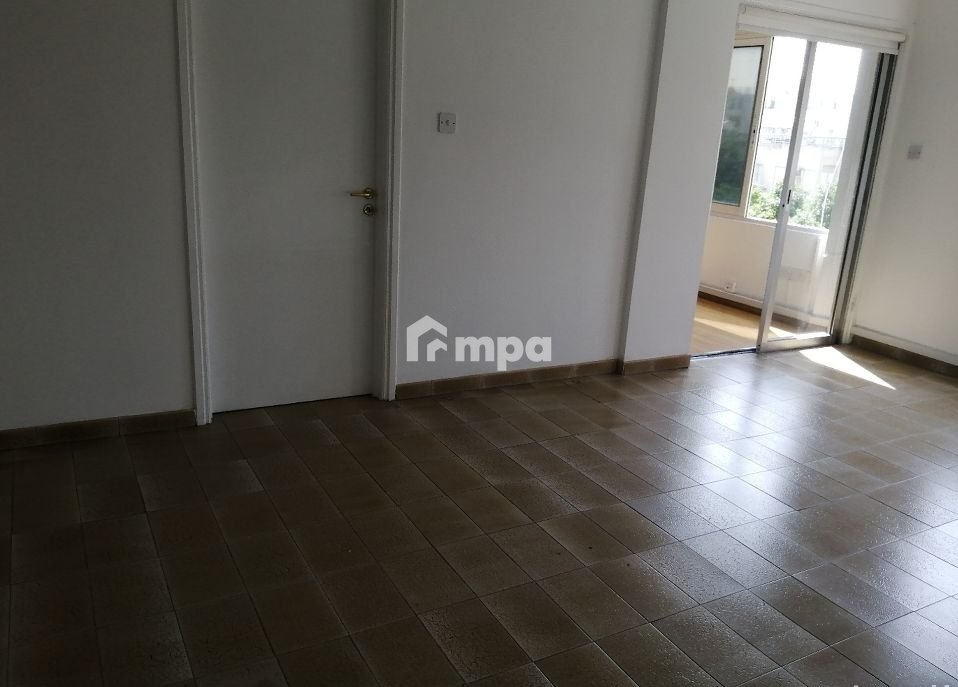 4 Bedroom Apartment for Rent in Agioi Omologites, Nicosia District