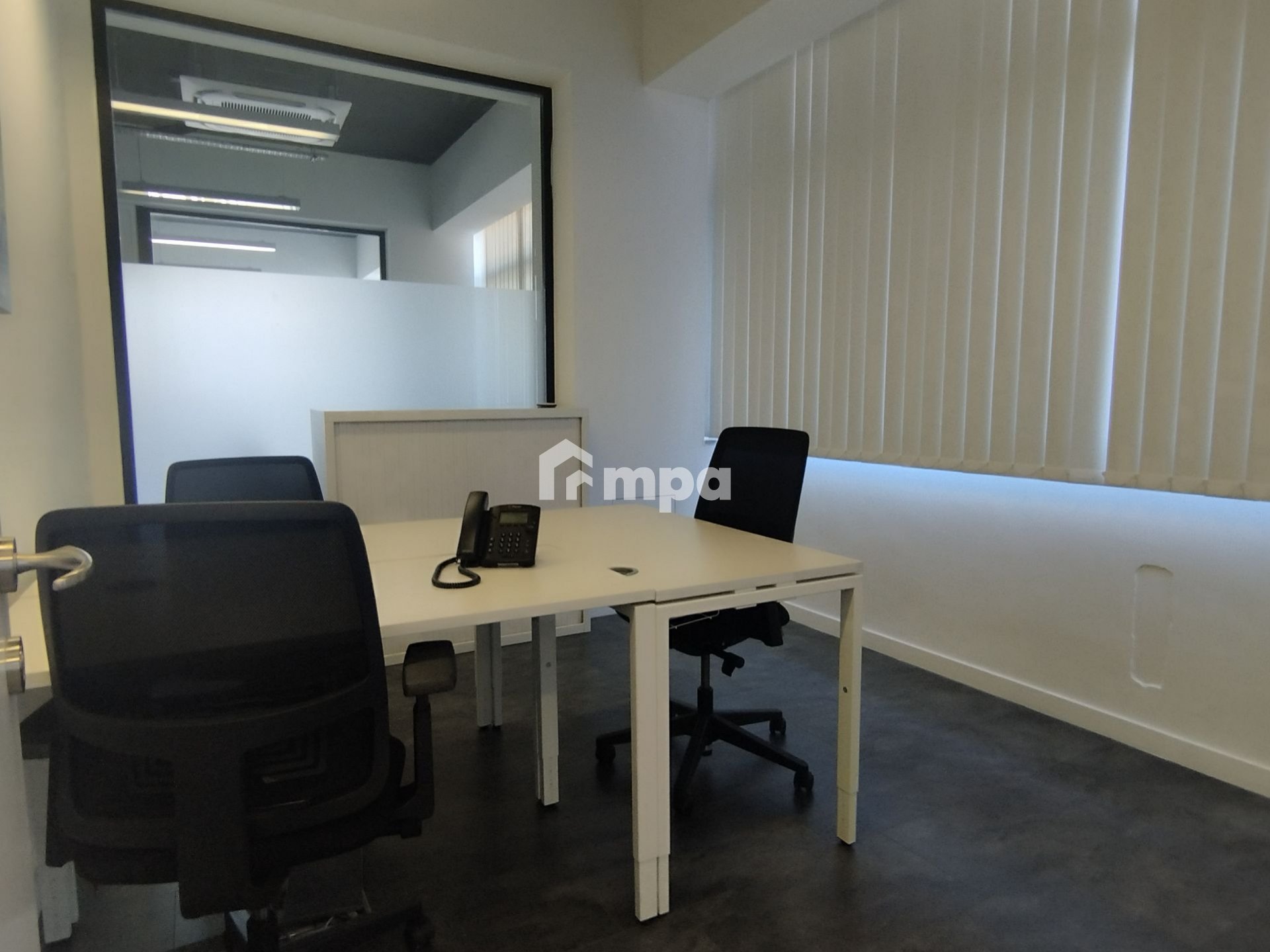 150m² Office for Rent in Engomi, Nicosia District