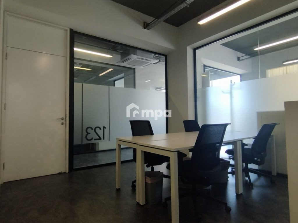 18m² Office for Rent in Engomi, Nicosia District