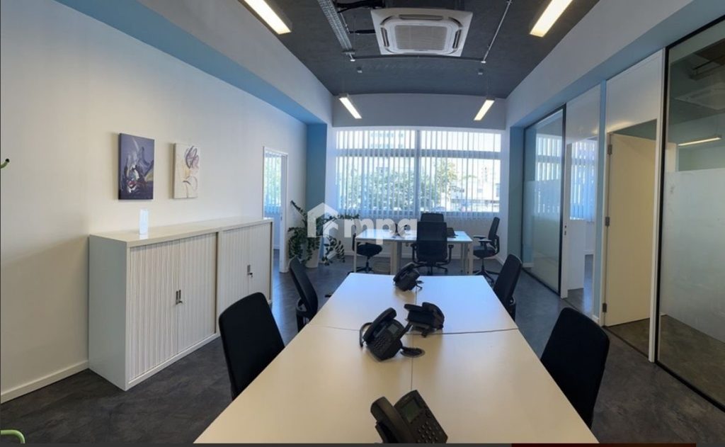 18m² Office for Rent in Engomi, Nicosia District