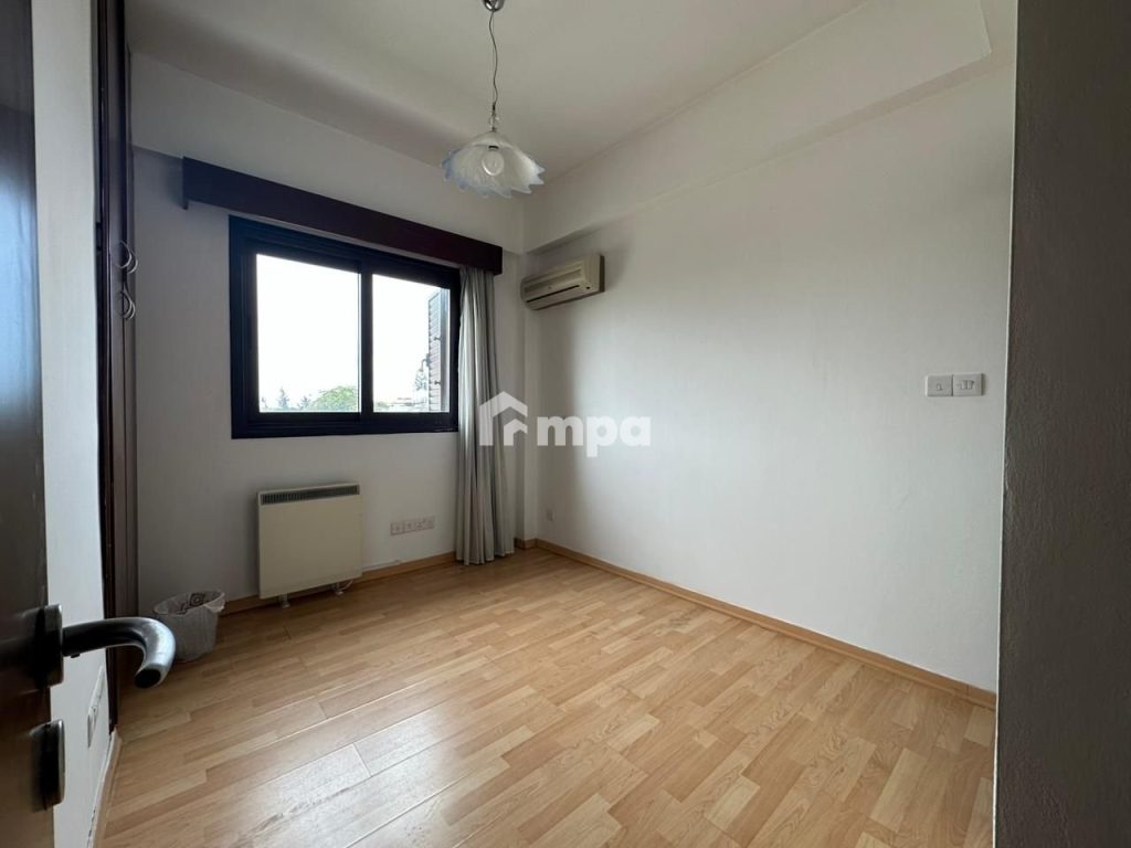 250m² Office for Rent in Agios Dometios, Nicosia District