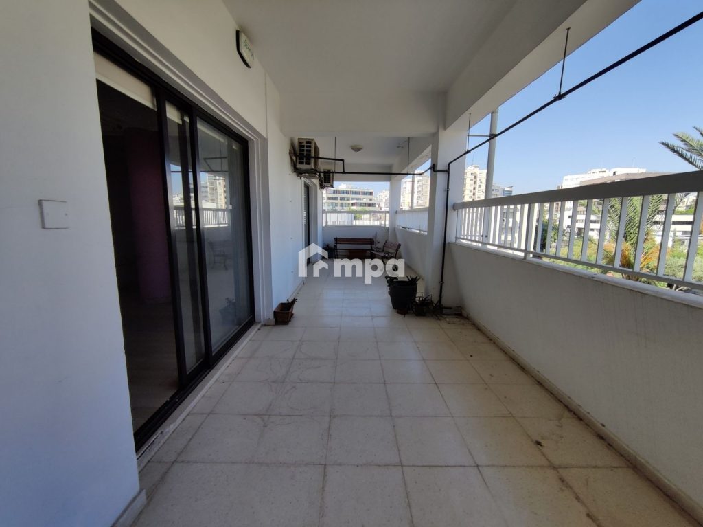 256m² Office for Rent in Nicosia District