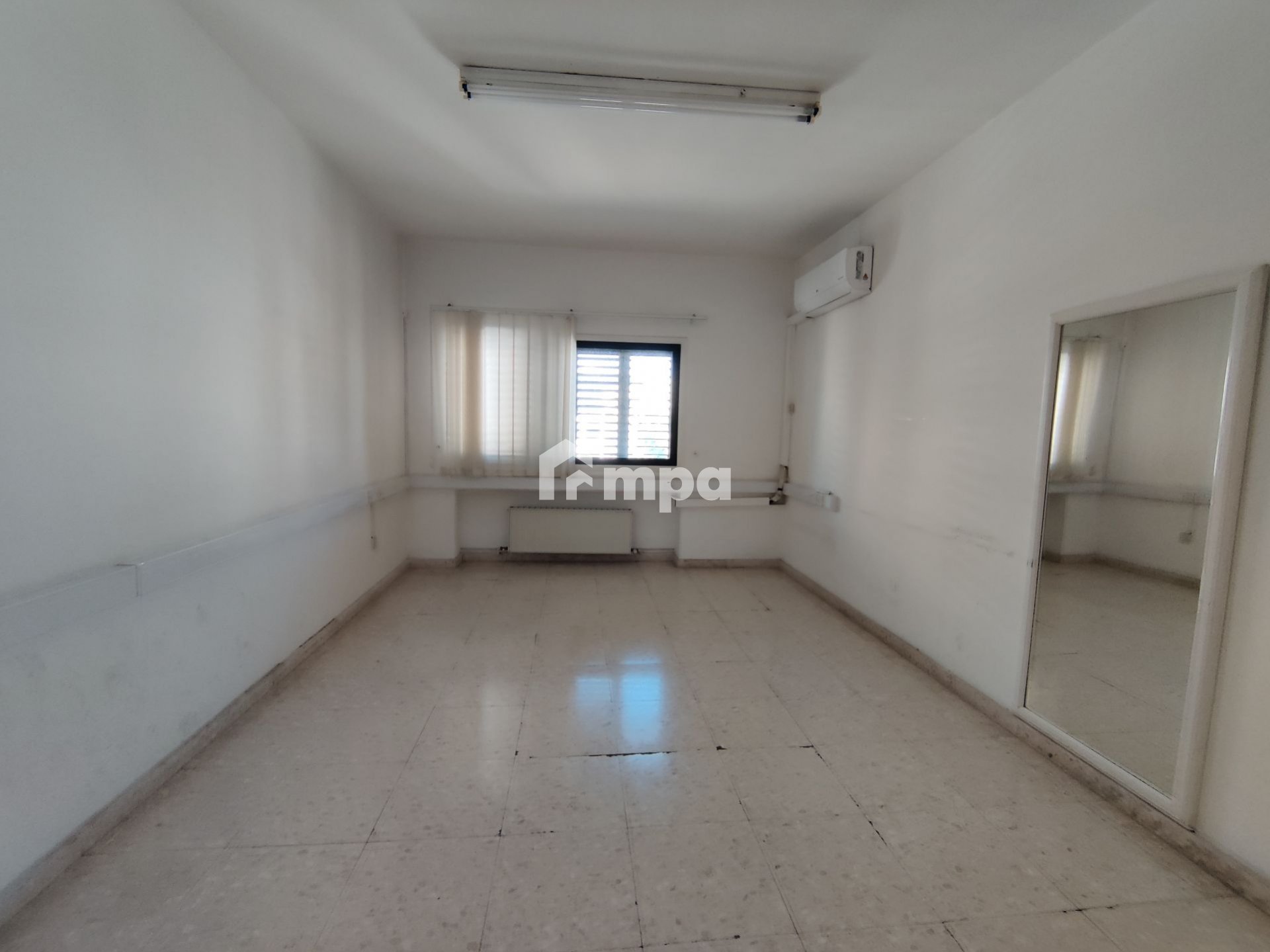 256m² Office for Rent in Nicosia District