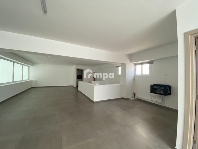 400m² Building for Rent in Agioi Omologites, Nicosia District