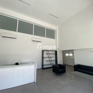 400m² Building for Rent in Agioi Omologites, Nicosia District