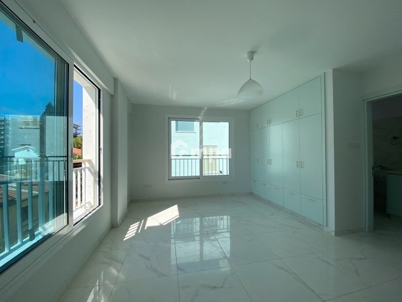 4 Bedroom Apartment for Rent in Engomi, Nicosia District