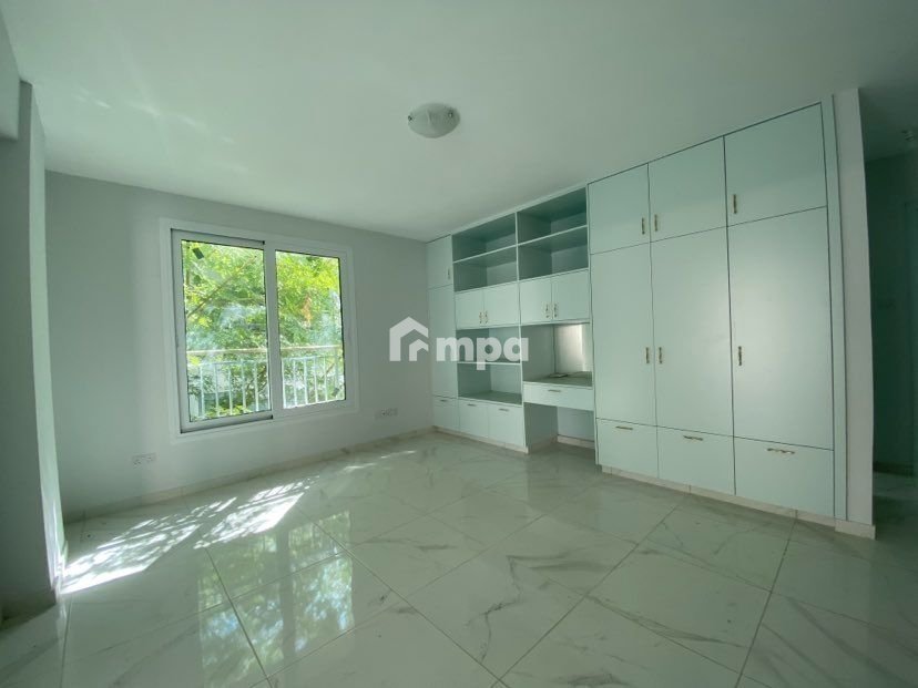 4 Bedroom Apartment for Rent in Engomi, Nicosia District