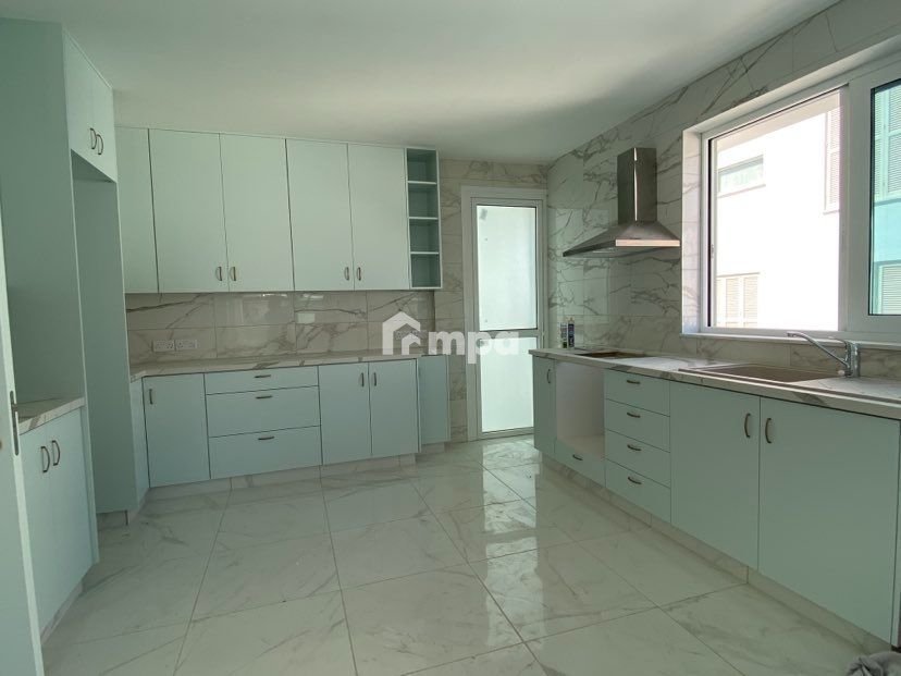 4 Bedroom Apartment for Rent in Engomi, Nicosia District