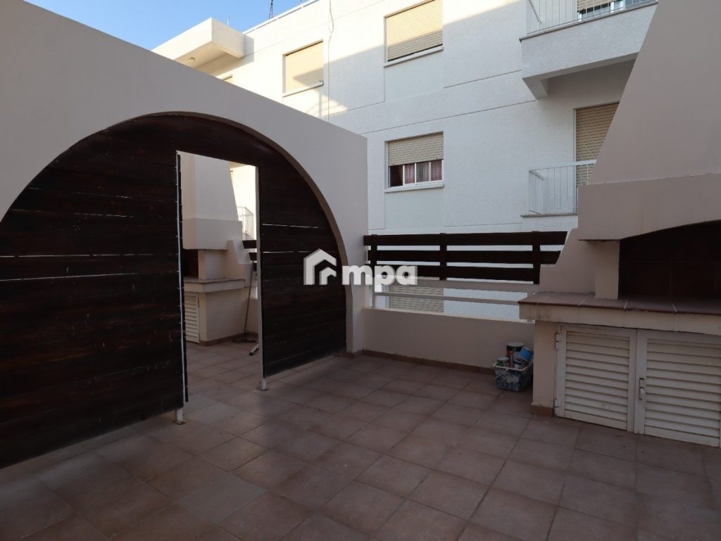 3 Bedroom House for Sale in Strovolos, Nicosia District