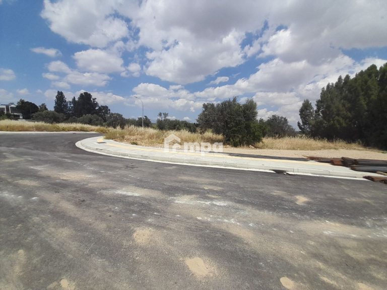 640m² Plot for Sale in Geri, Nicosia District