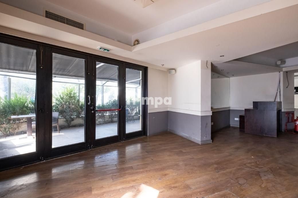 242m² Commercial for Sale in Nicosia – Agios Antonios