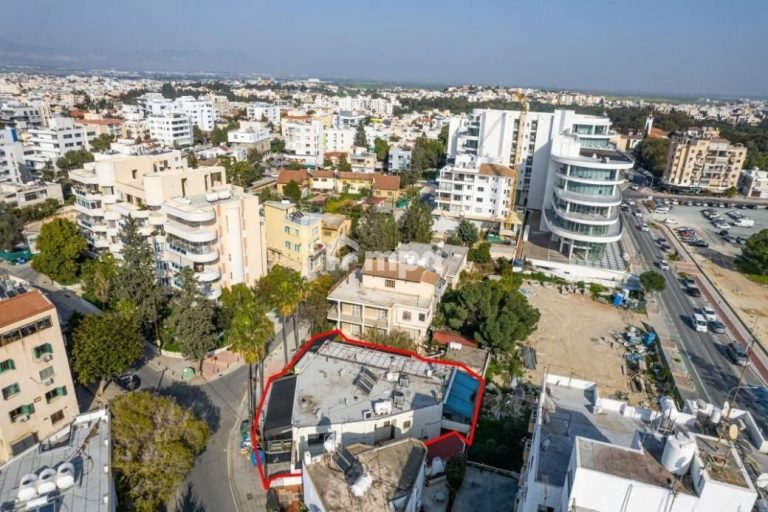 242m² Commercial for Sale in Nicosia – Agios Antonios