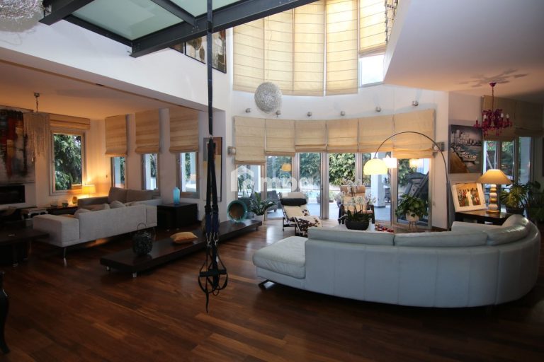 4 Bedroom House for Sale in Kallepeia, Nicosia District