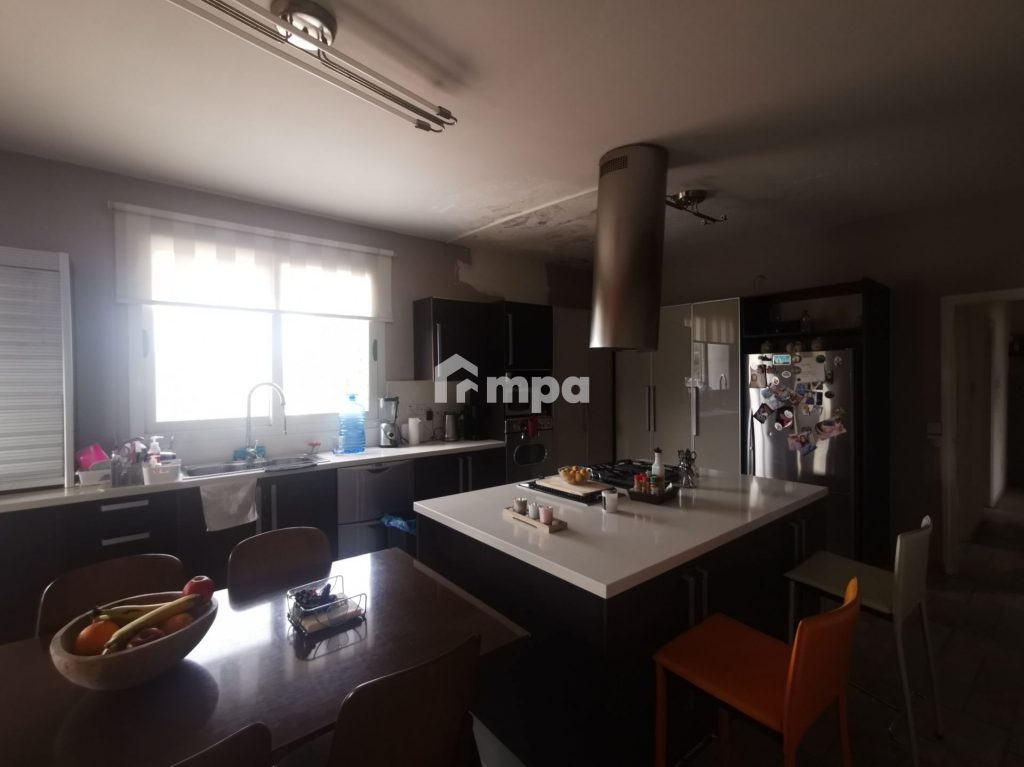 4 Bedroom Apartment for Sale in Tseri, Nicosia District