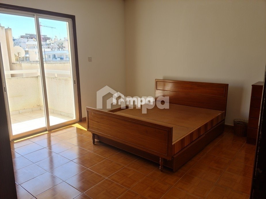 2 Bedroom Apartment for Sale in Agioi Omologites, Nicosia District