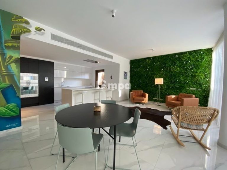 4 Bedroom House for Sale in Strovolos, Nicosia District