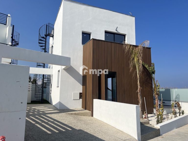 Cheap Houses and Villas for Sale Famagusta up to 500000 euro