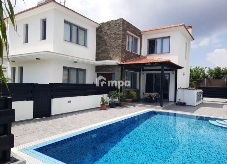 3 Bedroom House for Sale in Latsia, Nicosia District