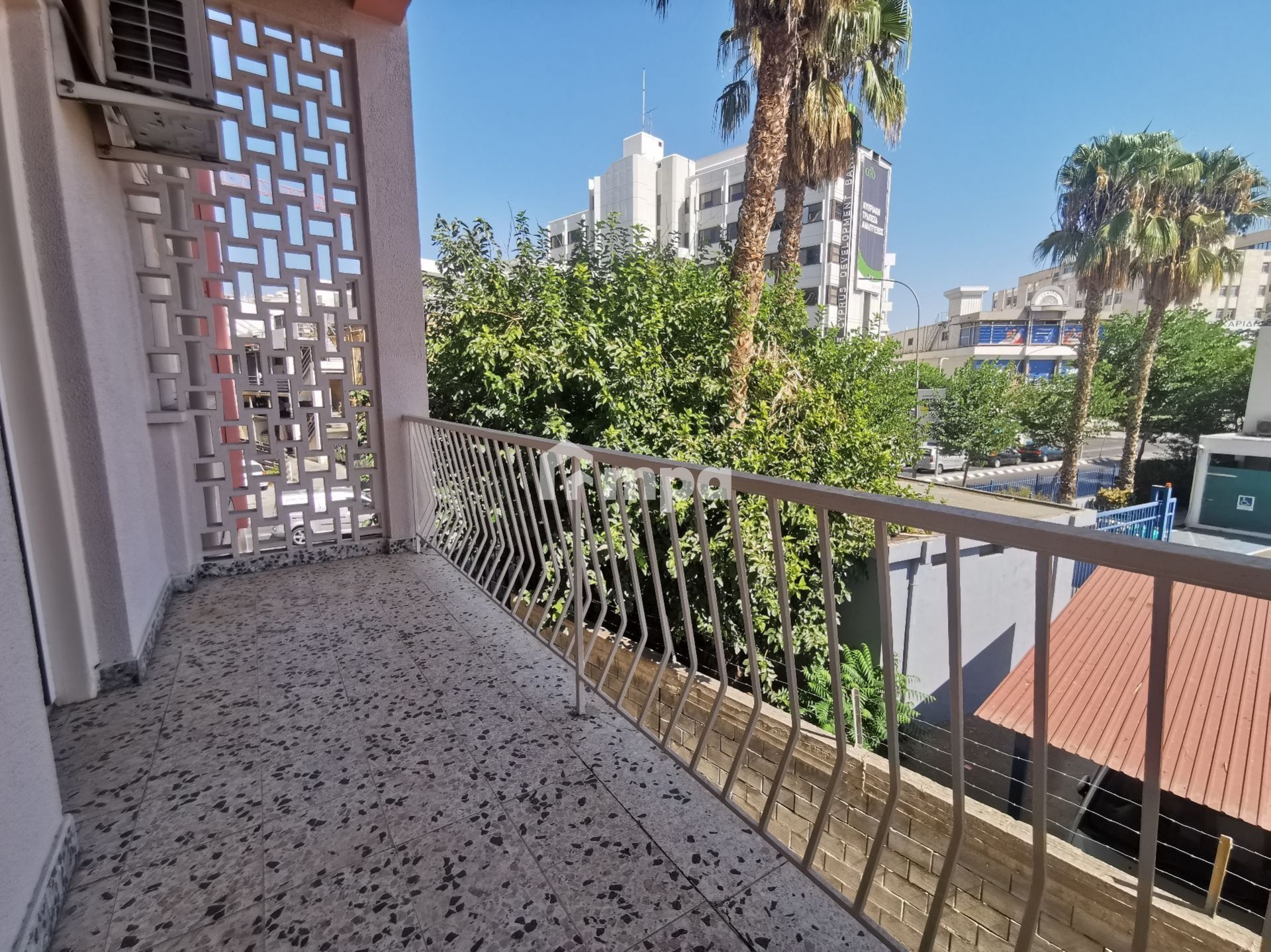 70m² Office for Rent in Agioi Omologites, Nicosia District