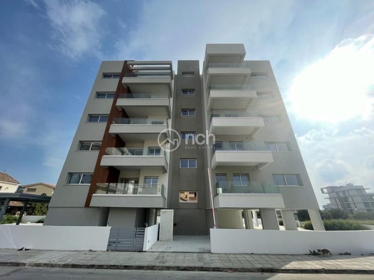 3 Bedroom Apartment for Sale in Potamos Germasogeias, Limassol District