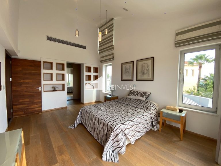 5 Bedroom House for Rent in Agios Tychonas, Limassol District