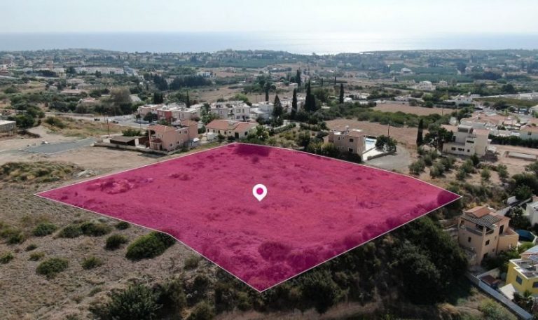 5,017m² Plot for Sale in Peyia, Paphos District
