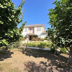 5 Bedroom House for Sale in Ypsonas, Limassol District