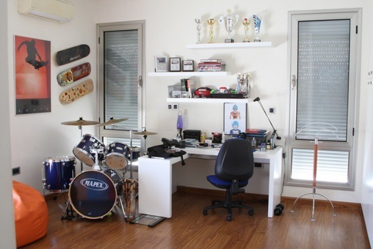 5 Bedroom House for Sale in Kalogiroi, Limassol District