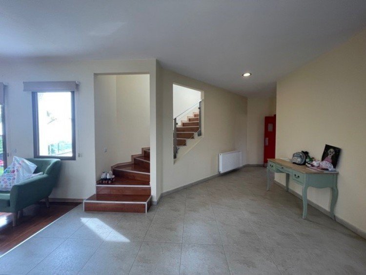 5 Bedroom House for Sale in Laiki Lefkothea, Limassol District