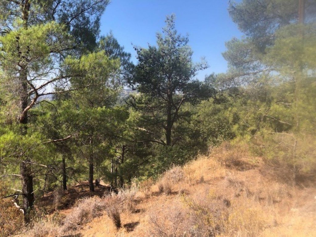 825m² Plot for Sale in Moniatis, Limassol District