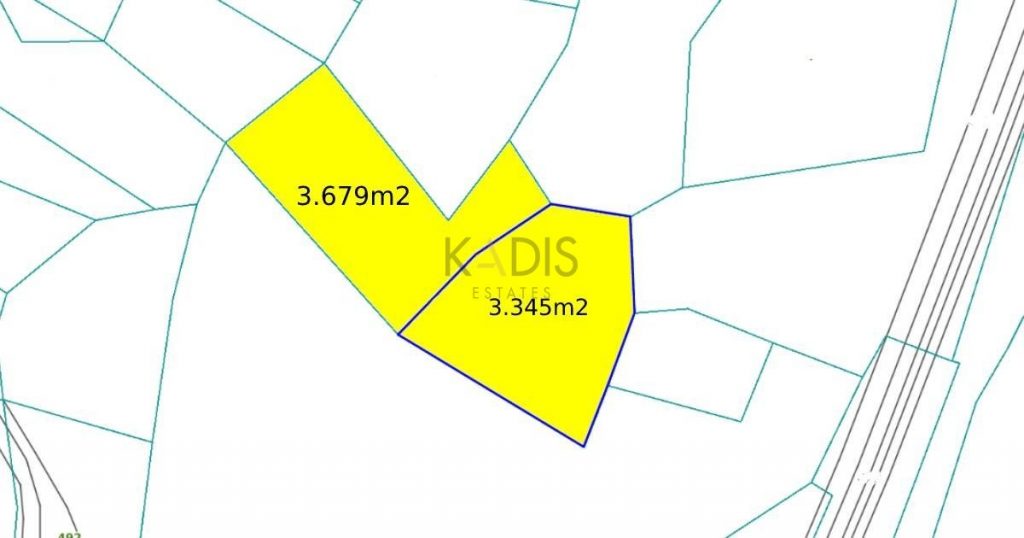 7,024m² Plot for Sale in Tochni, Larnaca District