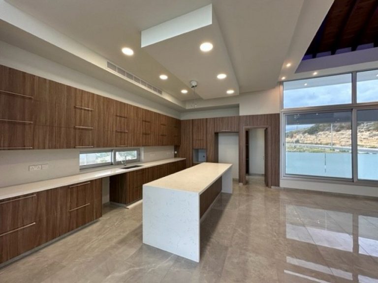 4 Bedroom House for Sale in Limassol – Agia Fyla