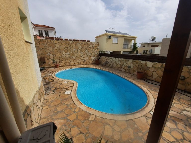 3 Bedroom House for Sale in Tersefanou, Larnaca District