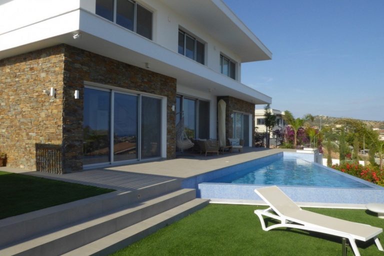 4 Bedroom House for Sale in Agia Paraskevi, Limassol District