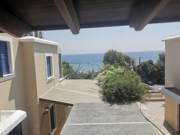 6+ Bedroom House for Sale in Agios Tychonas, Limassol District