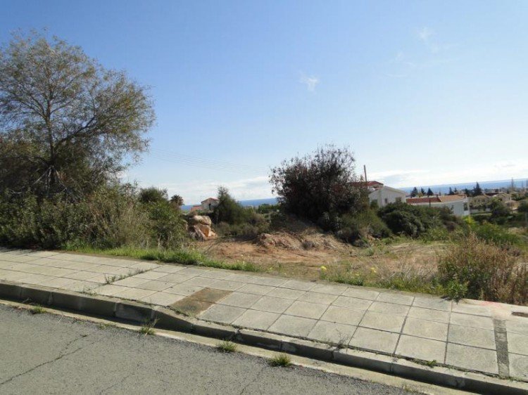 1,314m² Plot for Sale in Agia Paraskevi, Limassol District