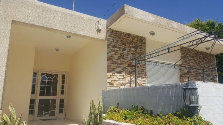 3 Bedroom House for Sale in Limassol – Αgios Athanasios
