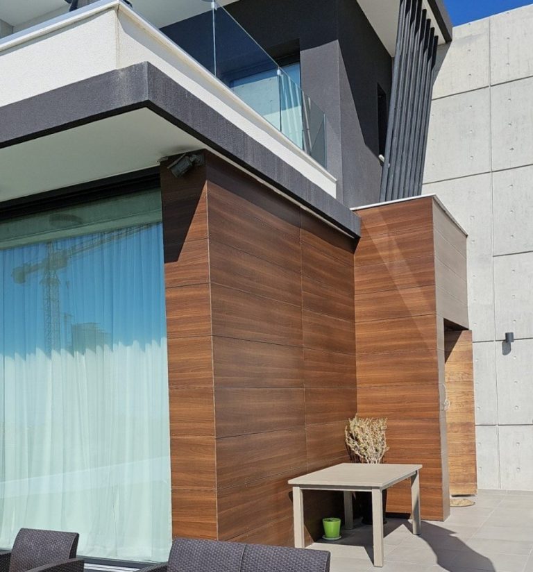 2 Bedroom House for Sale in Agios Tychonas, Limassol District