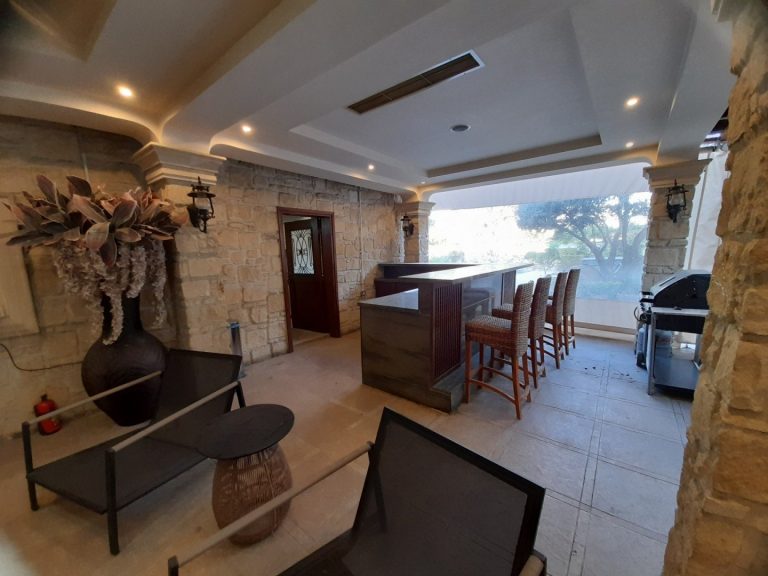 5 Bedroom House for Sale in Limassol – Naafi