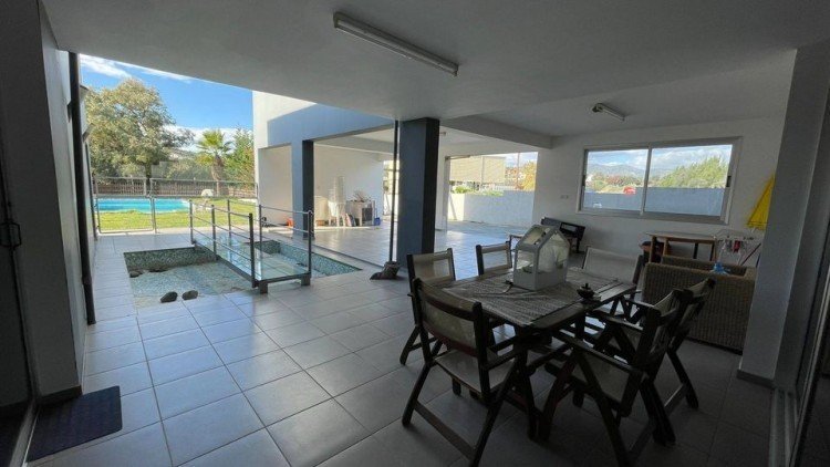 4 Bedroom House for Sale in Pyrgos Lemesou, Limassol District