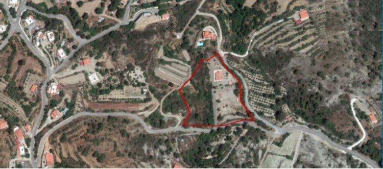 5,941m² Plot for Sale in Louvaras, Limassol District